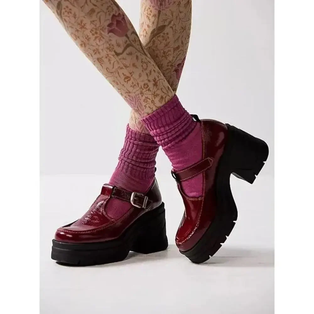 FREE PEOPLE Mayla Mary Jane Platform Heels Women’s Patent Leather 8.5 Raspberry